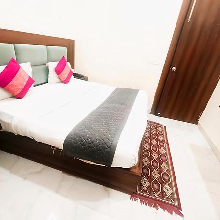 Hotel Shiva International Near By Igi Airport 新德里 外观 照片