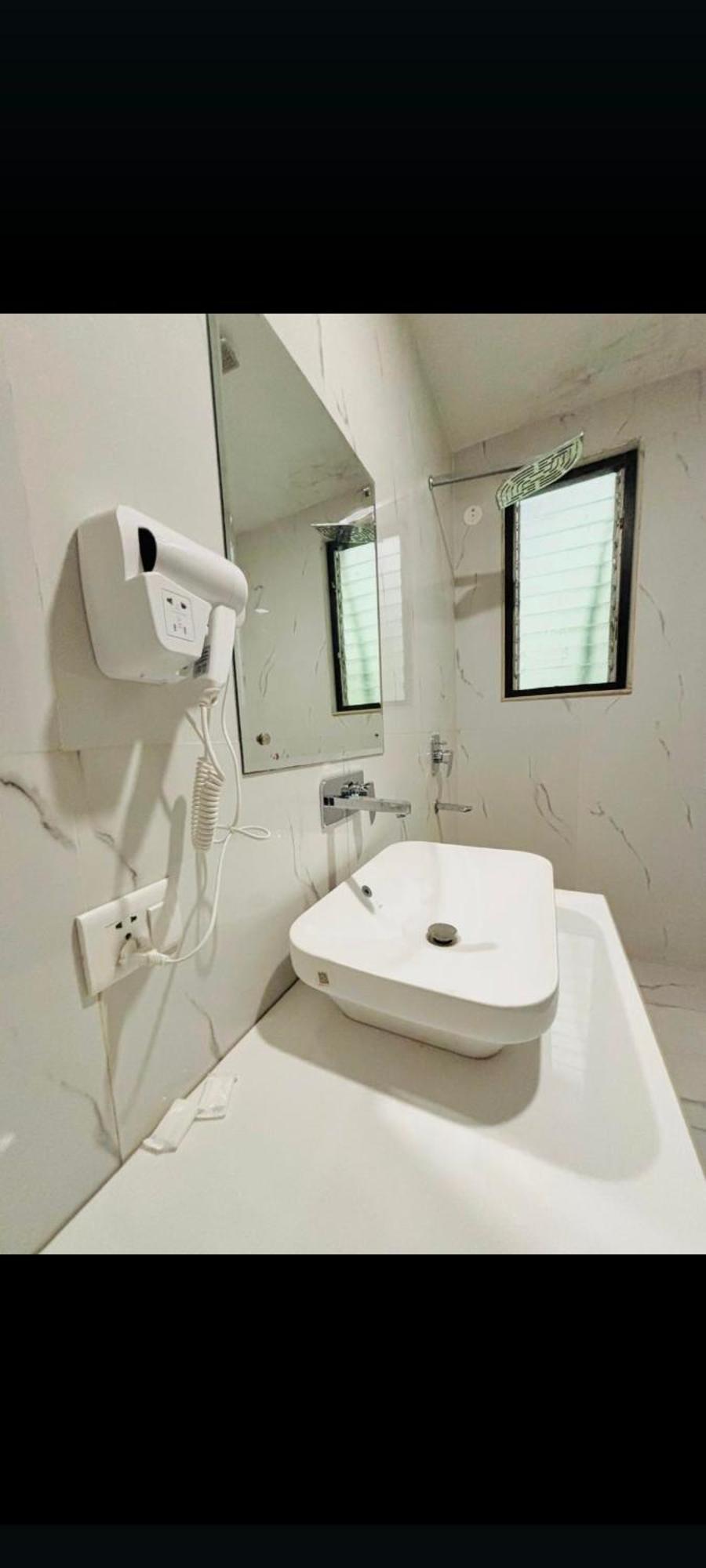 Hotel Shiva International Near By Igi Airport 新德里 外观 照片