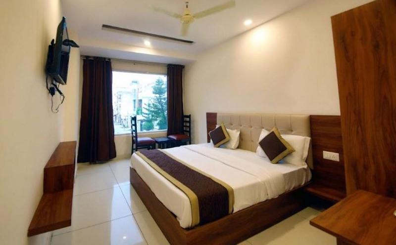 Hotel Shiva International Near By Igi Airport 新德里 外观 照片