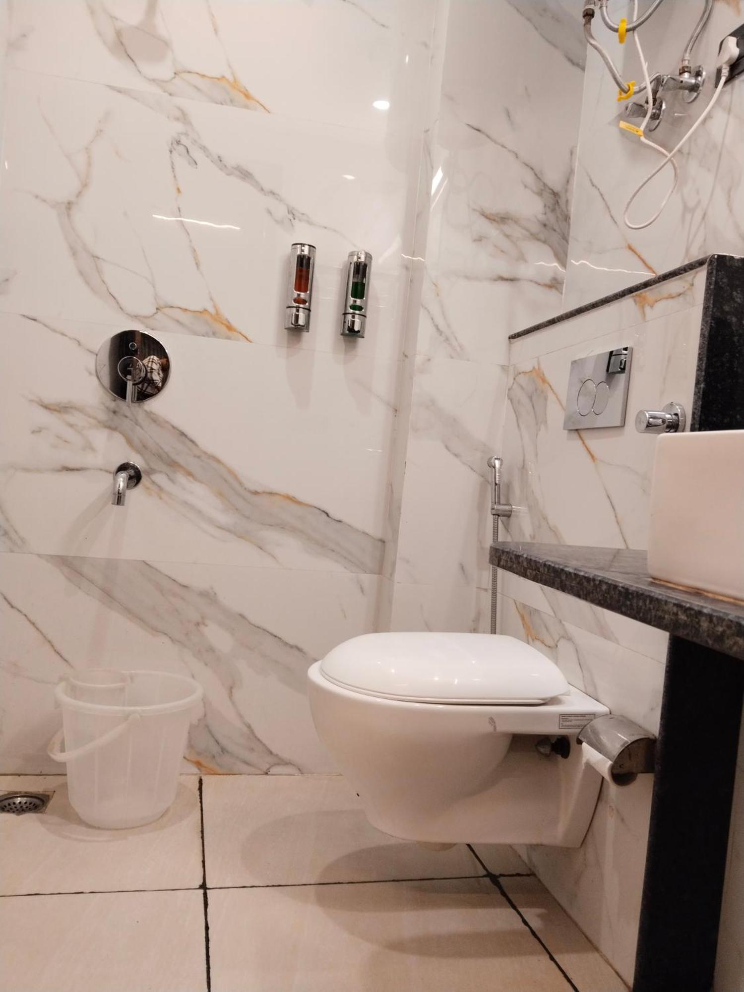 Hotel Shiva International Near By Igi Airport 新德里 外观 照片