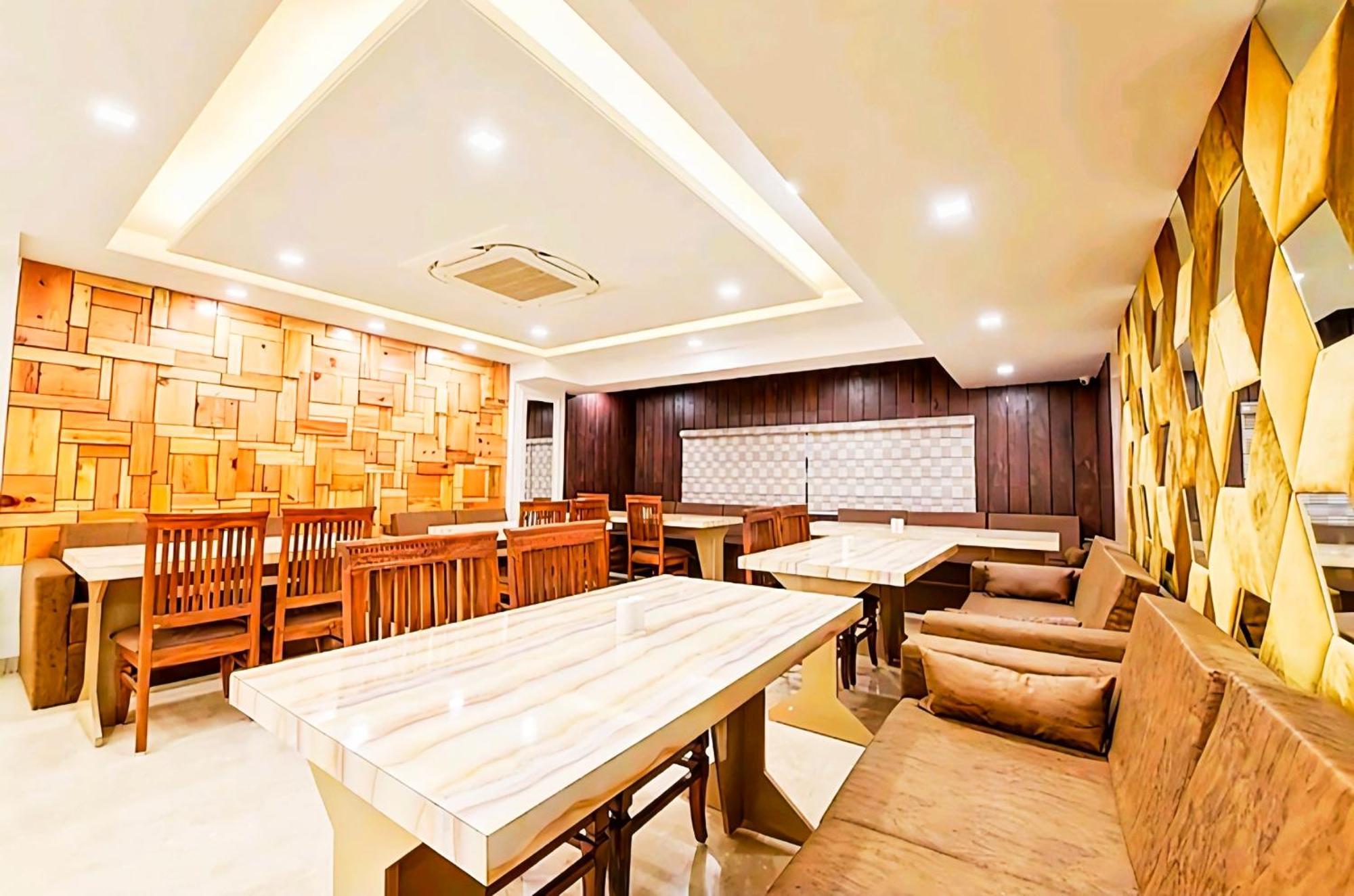 Hotel Shiva International Near By Igi Airport 新德里 外观 照片